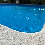 Peaceful New With Saltwater Pool Brgud