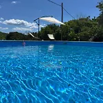 Peaceful New With Saltwater Pool 别墅 Brgud